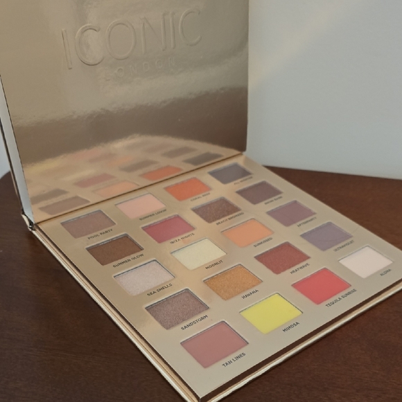 ICONIC London Other - ICONIC London Sunset To Sunrise Eyeshadow Palette - Bold and Neutral Shades